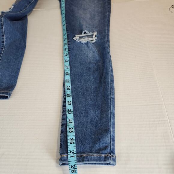 Celebrity Pink Junior's Distressed Skinny High Waist Jeans Size 5 Stretch - Picture 12 of 13